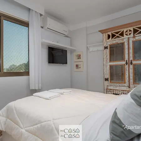 2 Apartamentos Individuais de 3 QUARTOS com ESTACIONAMENTO em Condomínio com PORTARIA 24h, Sauna e Parquinho Infantil - Apartamento com Ar Condicionado, SmarTV, Wi-Fi 120 mbps e Cozinha Completa-2